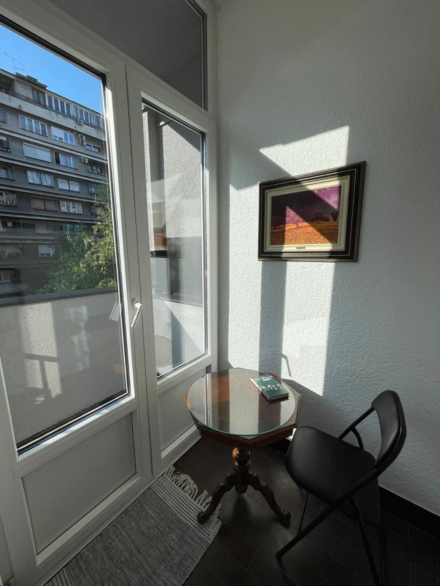 Apartment Mirochka Belgrado Buitenkant foto